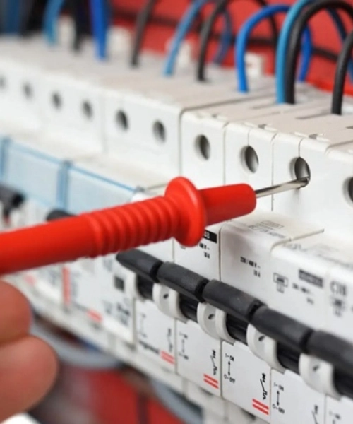 Smart Combiner Box 1