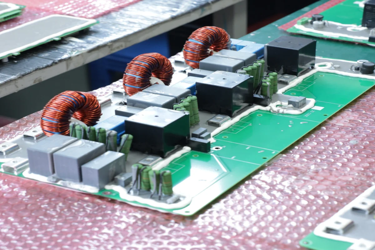 Static Var Generator power module control system and cooling structure